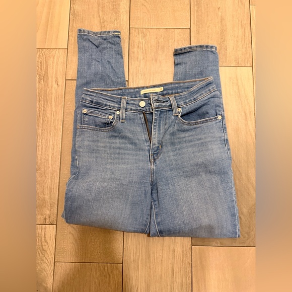 Levis Womens 721 High Rise Skinny Jeans size 28 - Picture 3 of 6